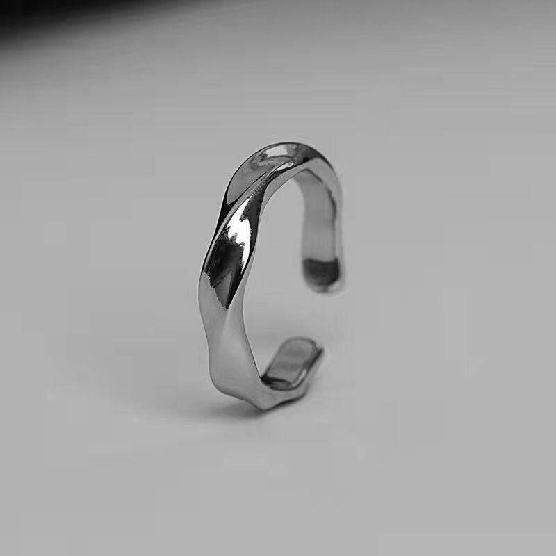 Mobius ring ring, men's ins, trendy niche design, open couple, pair of rings, index fingers, retro, light luxury, high-end