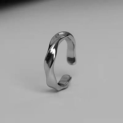 Mobius ring ring, men's ins, trendy niche design, open couple, pair of rings, index fingers, retro, light luxury, high-end